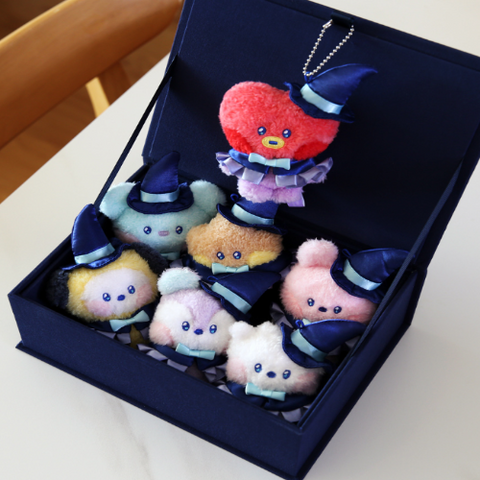 BT21 minini PLUSH KEYRING MAGICIAN